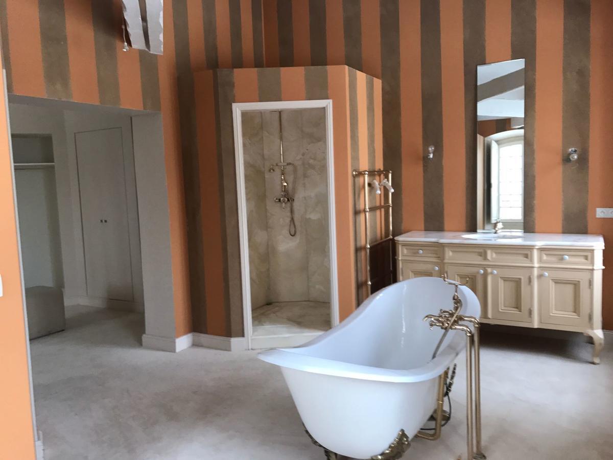 Le Domaine De Barbizon Hotel Saint-Martin-en-Biere Bagian luar foto